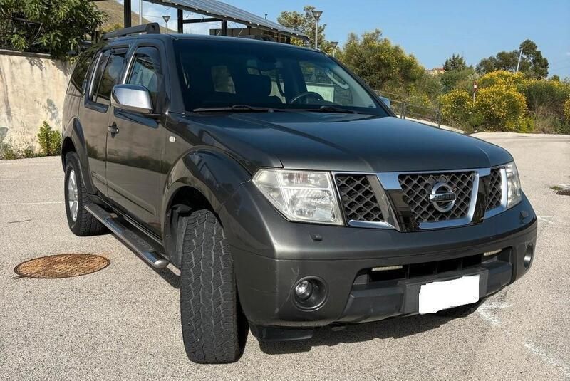 Usata Nissan Pathfinder 174 CV (127 kW) 2005 Grigio SUV