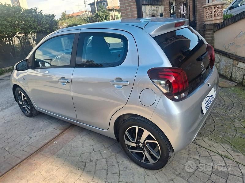 Usata Peugeot 108 Allure 72 CV (52 kW) 2019 Grigio Berlina