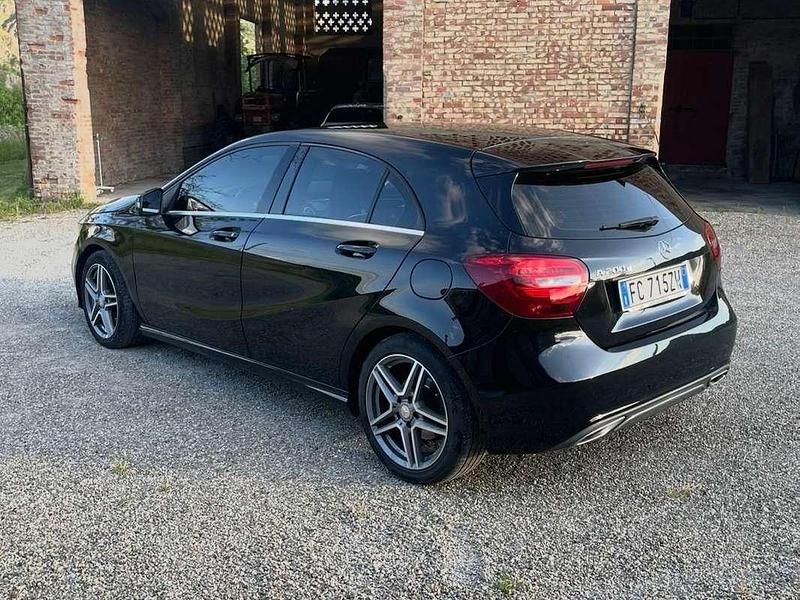 Usata Mercedes A200 136 CV (100 kW) 2016 Nero Berlina