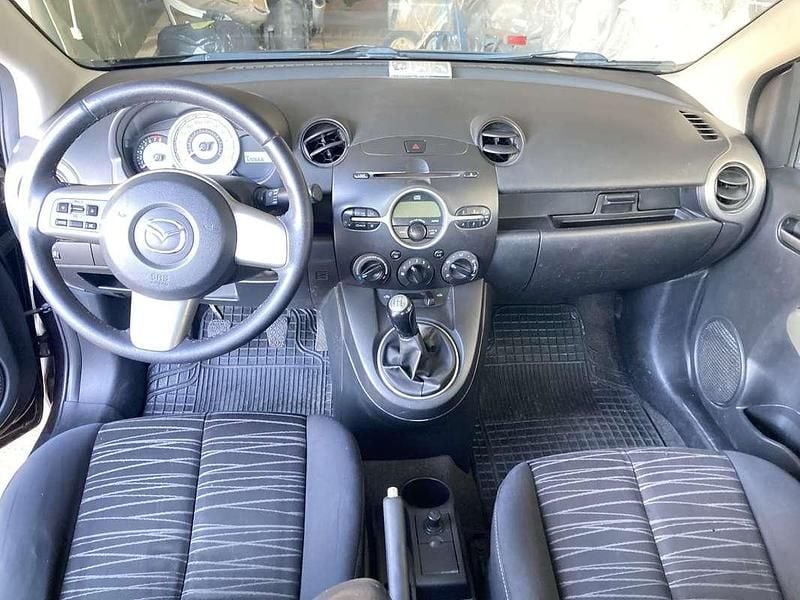 Usata Mazda 2 68 CV (50 kW) 2009 Berlina