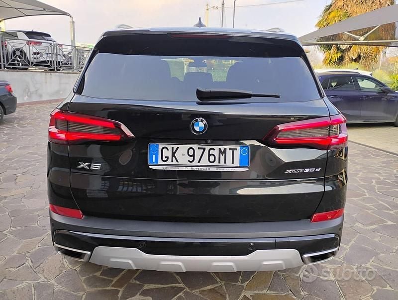 Usata BMW X5 xLine 286 CV (210 kW) 2022 Nero SUV