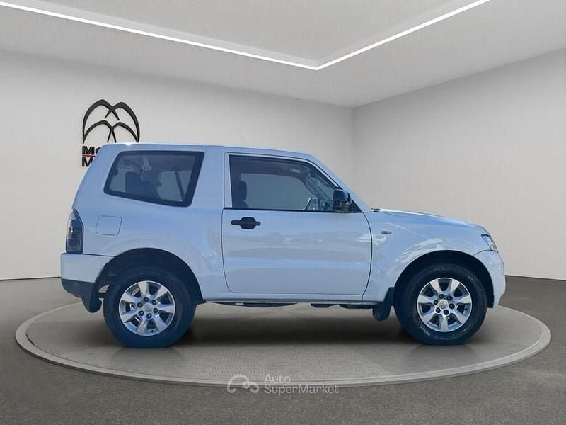 Usata Mitsubishi Pajero 190 CV (139 kW) 2018 Bianco SUV