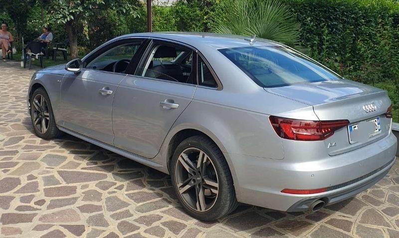 Usata Audi A4 S-Line 190 CV (139 kW) 2019 Berlina