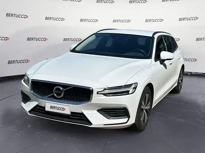 Usata Volvo V60 Business Edition 150 CV (110 kW) 2019 Bianco Station wagon