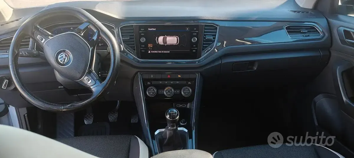 Usata VW T-Roc Advance 116 CV (85 kW) 2018 SUV