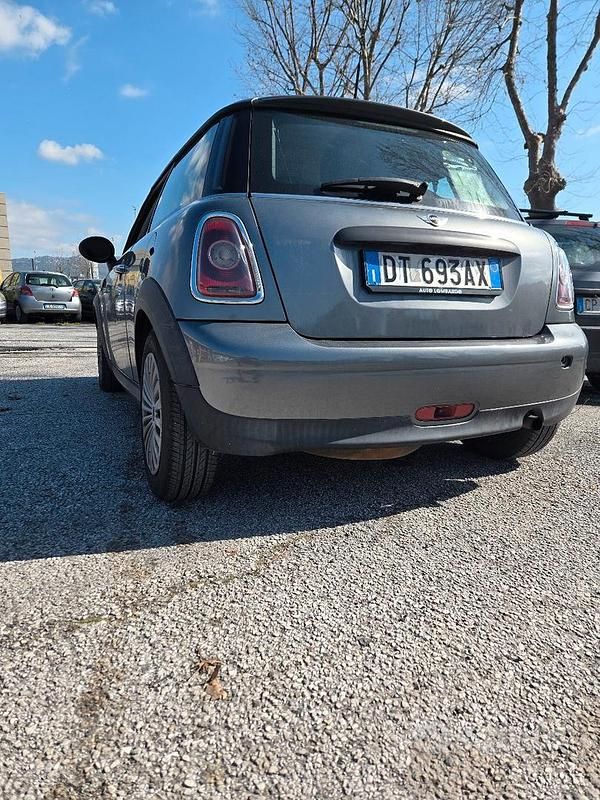 Usata Mini Cooper 75 CV (55 kW) 2009 Grigio Utilitaria