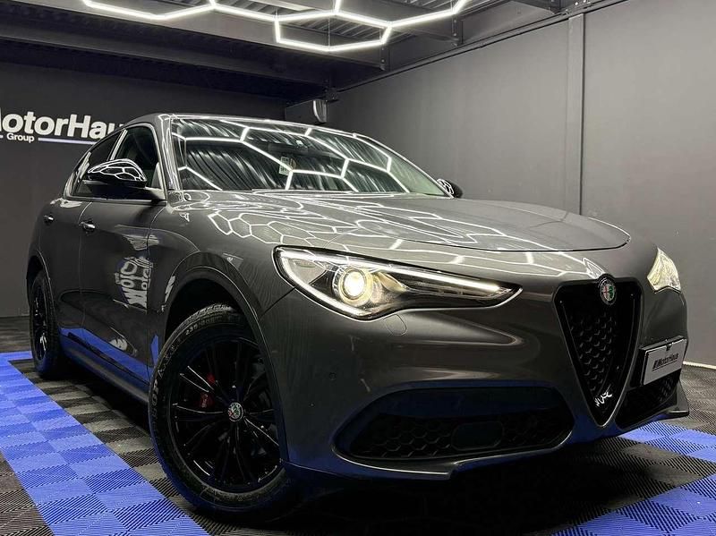 Usata Alfa Romeo Stelvio 190 CV (139 kW) 2021 Verde SUV