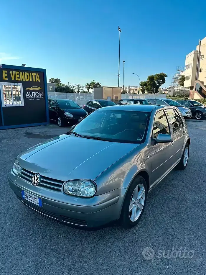 Usata VW Golf IV 101 CV (74 kW) 2003 Grigio Berlina