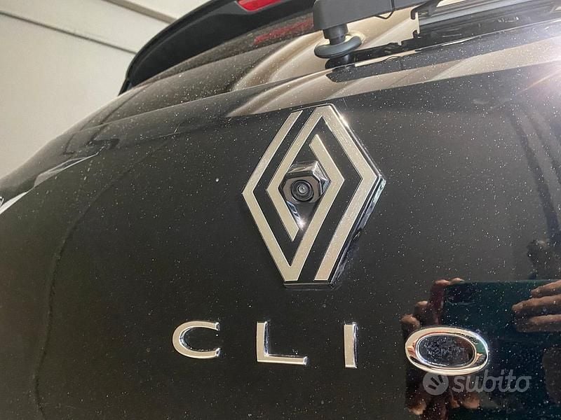 Usata Renault Clio V Techno 91 CV (66 kW) 2025 Nero Berlina