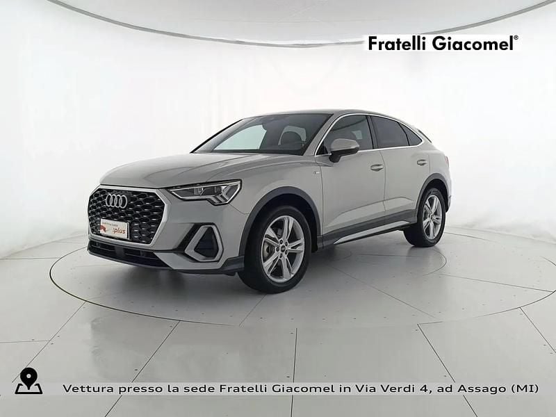 Nuova Audi Q3 Sportback S-Line 150 CV (110 kW) 2025 Argento cavo metallizzato SUV