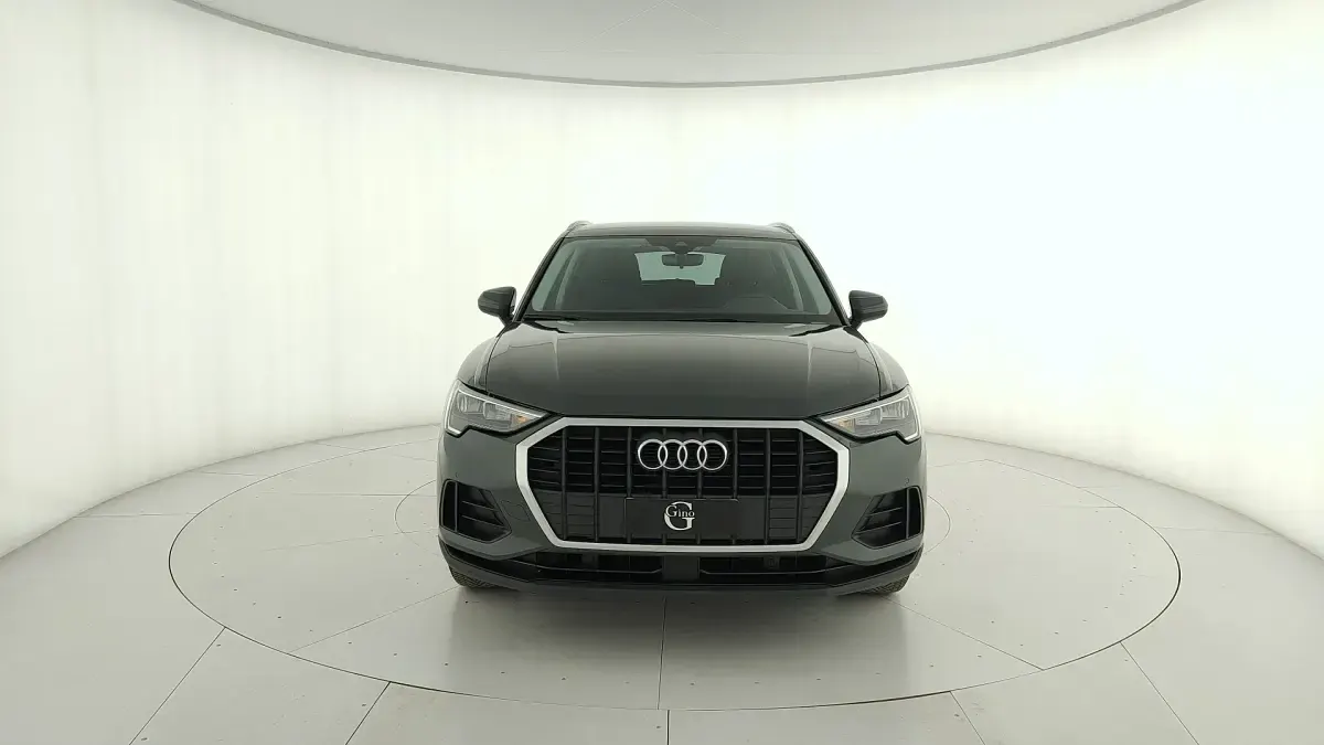 Usata Audi Q3 Ambiente 150 CV (110 kW) 2022 Grigio SUV