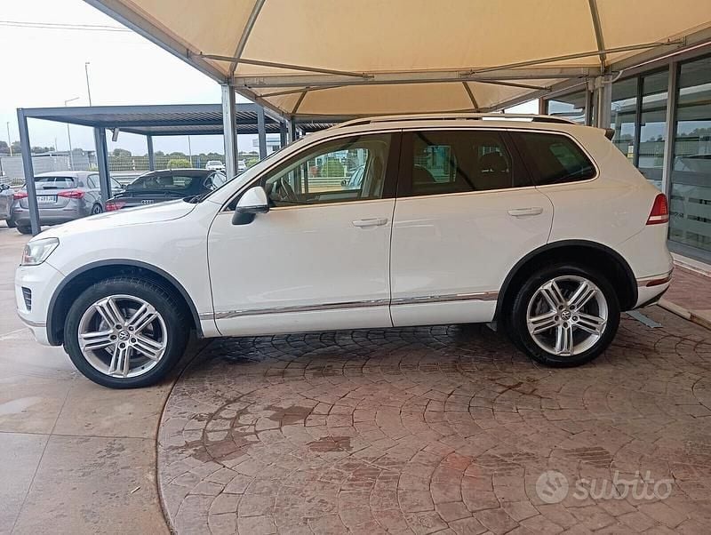 Usata VW Touareg 262 CV (192 kW) 2015 Bianco SUV