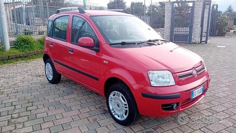 Rosso Usata 2010 Fiat Panda Dynamic Berlina | 3999 € (Cara) - Immagine 1/4