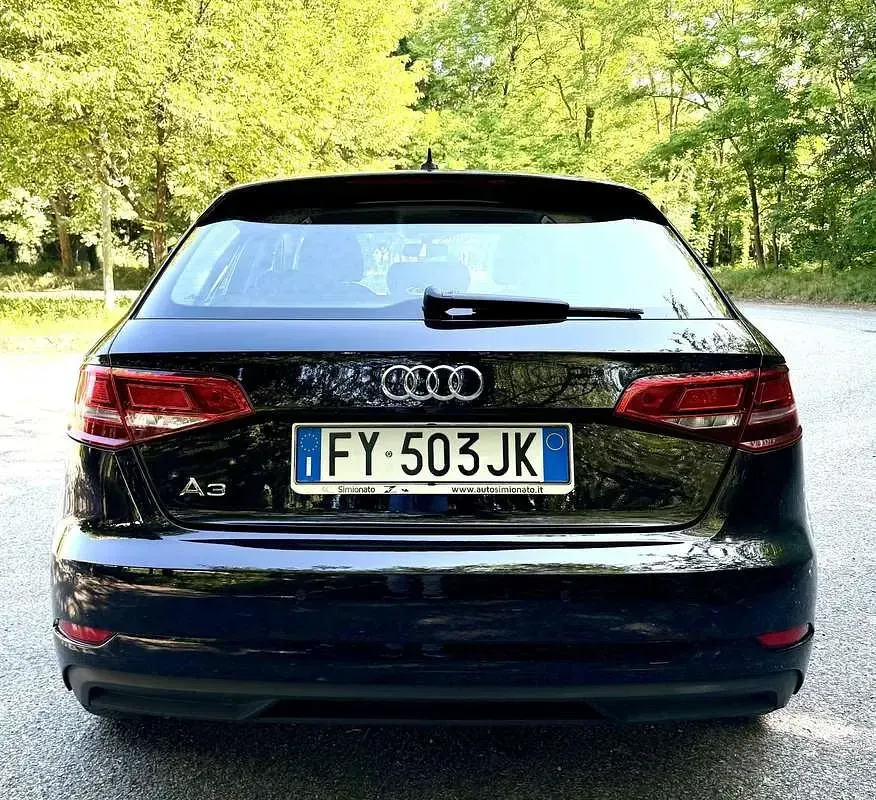Usata Audi A3 Admired 131 CV (96 kW) 2019 Nero Berlina