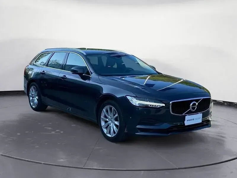 Usata Volvo V90 Momentum 190 CV (139 kW) 2017 Grigio Station wagon