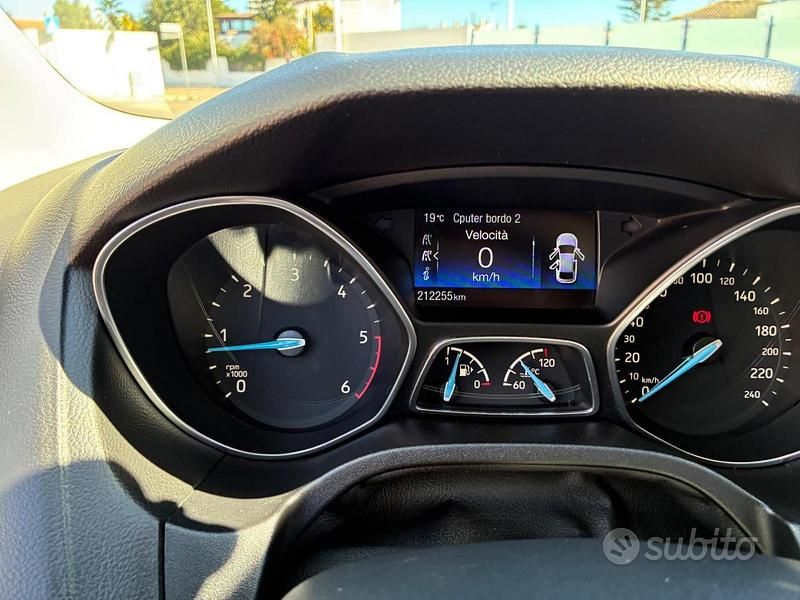 Usata Ford Focus 120 CV (88 kW) 2015 Berlina