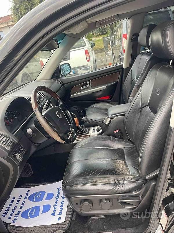 Usata Ssangyong (KGM) Rexton 165 CV (121 kW) 2004 Nero SUV