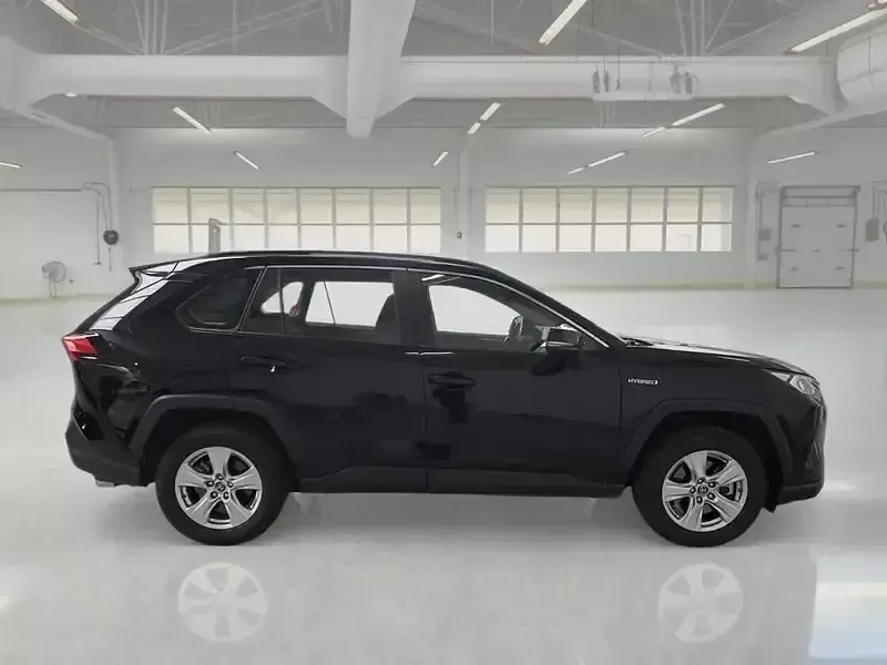 Usata Toyota RAV4 Hybrid Business Edition 178 CV (130 kW) 2021 SUV
