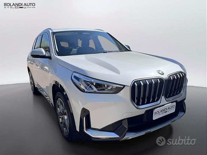 Usata BMW X1 xLine 211 CV (155 kW) 2023 Mineral white metallizzato SUV