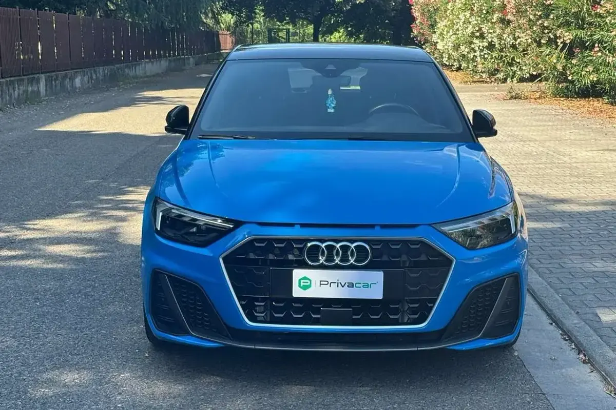 Usata Audi A1 S-Line 150 CV (110 kW) 2021 Blu SUV