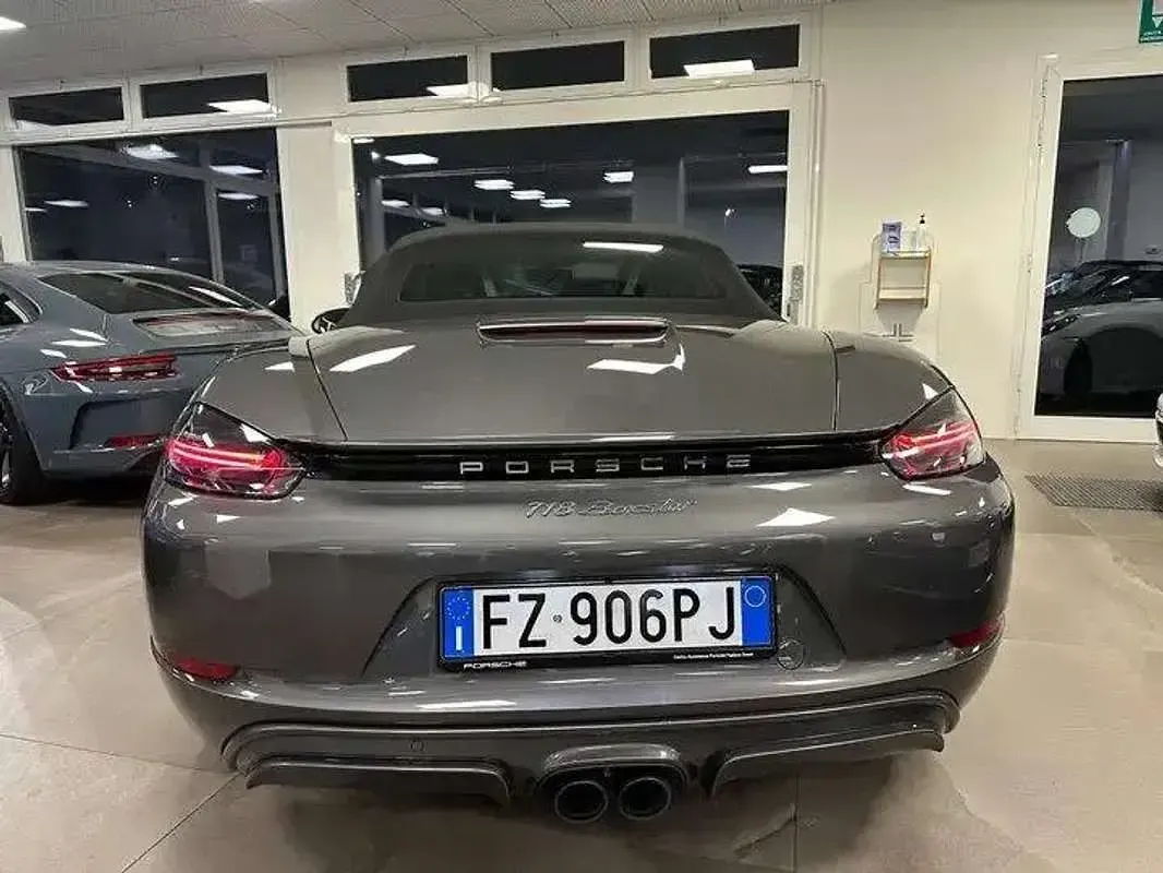 Usata Porsche 718 299 CV (219 kW) 2019 Grigio Cabrio