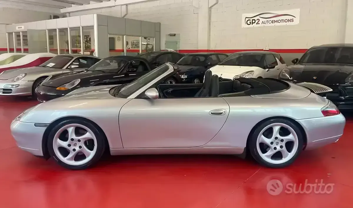 Usata Porsche 911 Carrera Cabriolet 300 CV (220 kW) 1998 Grigio Cabrio
