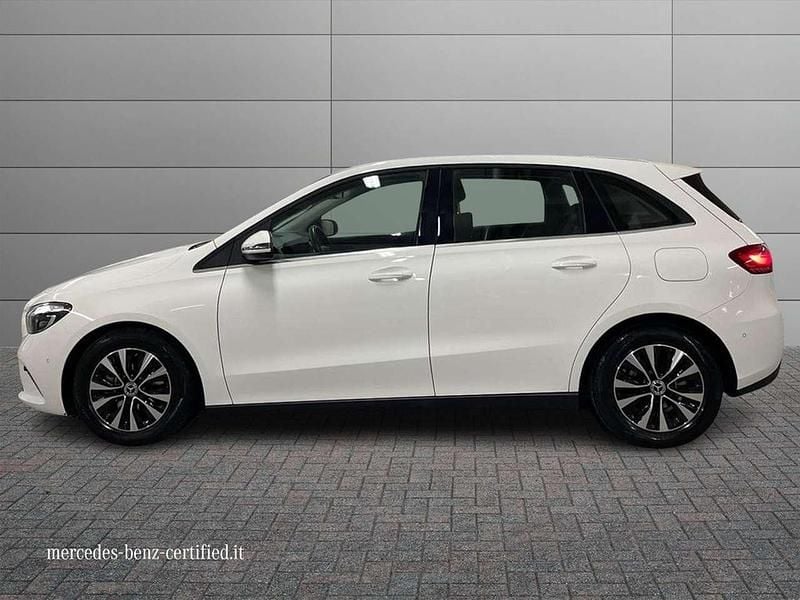 Usata Mercedes B180 Advanced 116 CV (85 kW) 2023 Bianco polare Monovolume