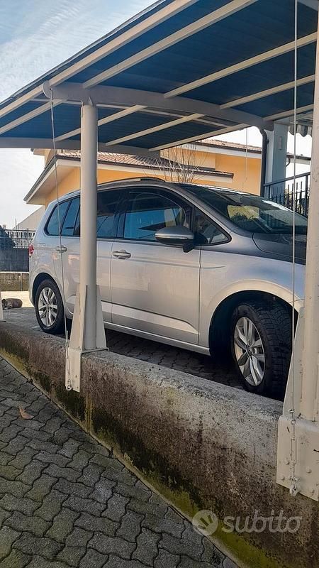 Usata VW Touran 110 CV (80 kW) 2018 Grigio Monovolume