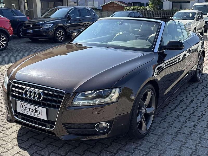 Marrone metallizzato Usata 2009 Audi A5 Cabriolet Cabrio | 12.500 € (Buon prezzo) - Immagine 1/4