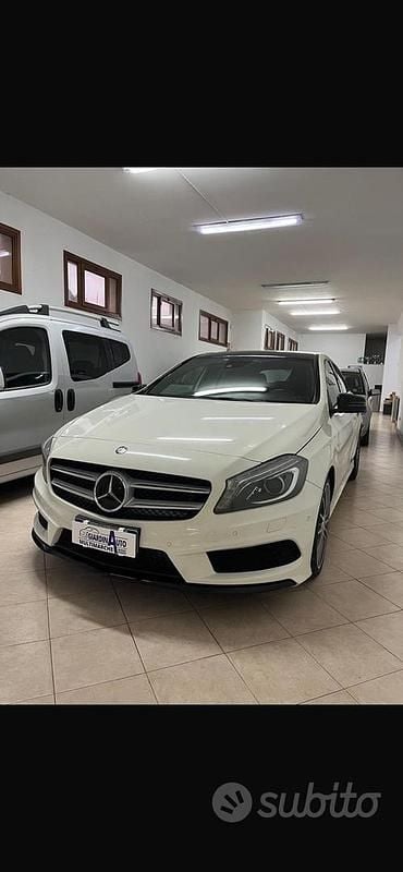 Usata Mercedes A200 Premium 136 CV (100 kW) 2015 Bianco Utilitaria