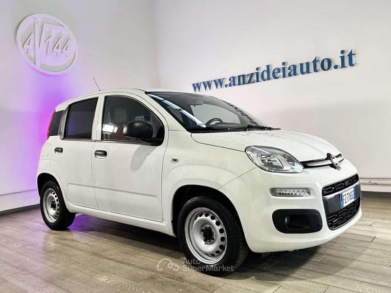 Usata Fiat Panda Pop 69 CV (50 kW) 2019 Bianco Utilitaria