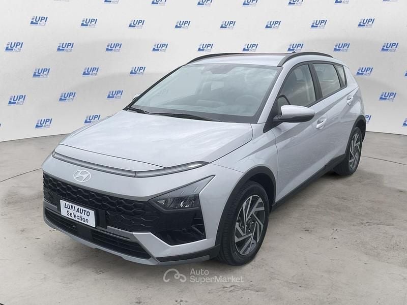 Usata Hyundai Bayon 101 CV (74 kW) 2025 Argento SUV