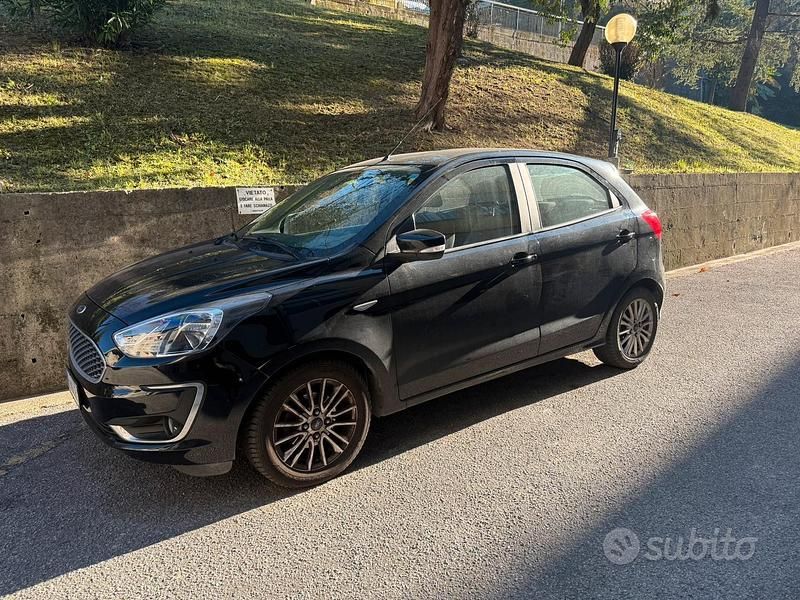 Usata Ford Ka Plus 85 CV (62 kW) 2019 Nero Utilitaria