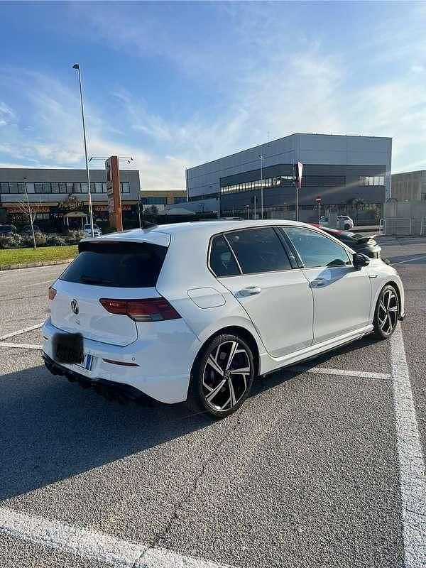Usata VW Golf VIII R 320 CV (235 kW) 2022 Bianco