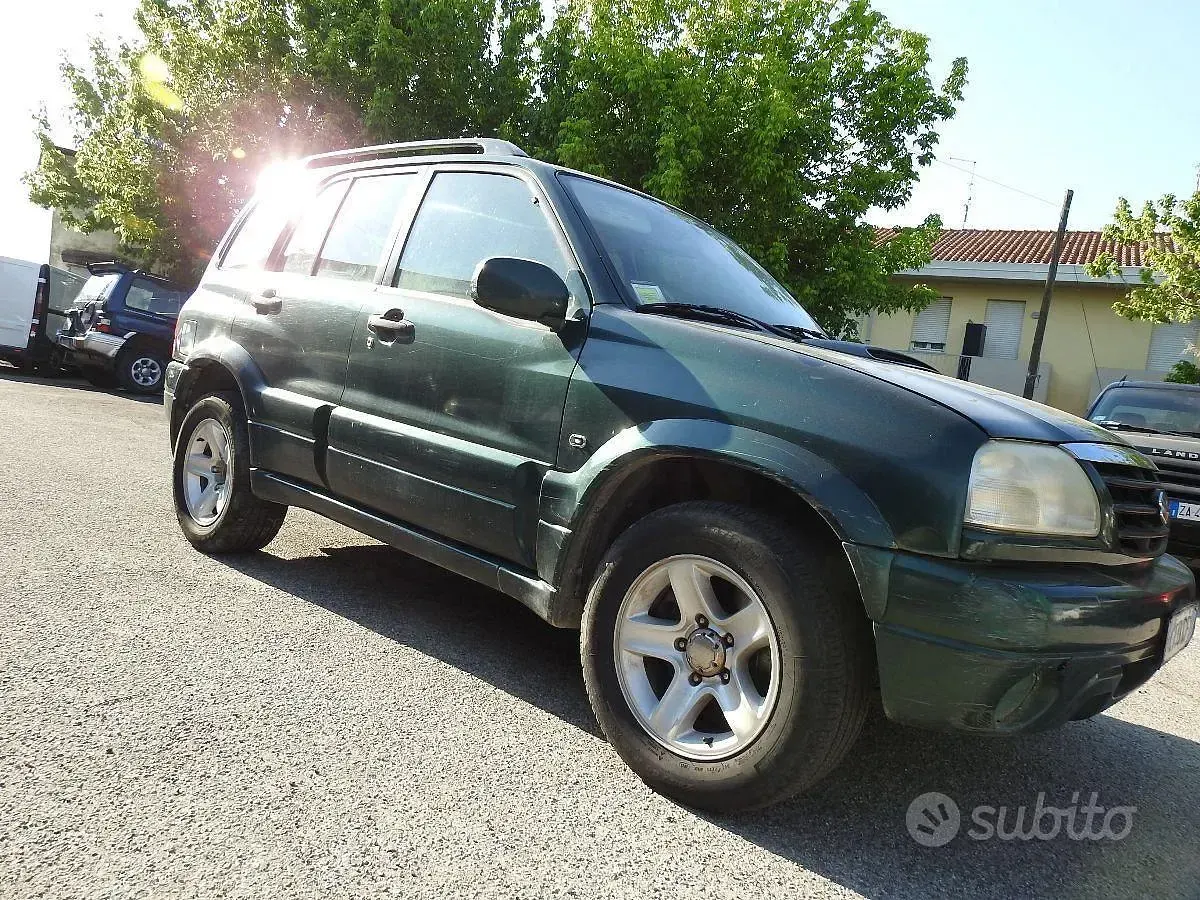 Usata Suzuki Grand Vitara 109 CV (80 kW) 2004 SUV