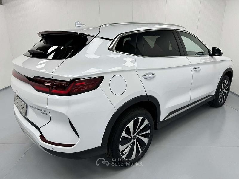 Nuova BYD Seal U Boost 218 CV (160 kW) 2025 Snow white SUV