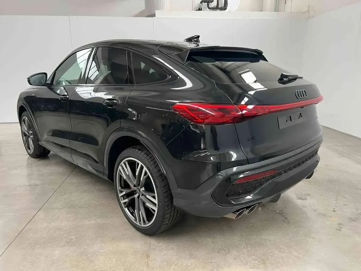 Nuova Audi Q5 S-Line 203 CV (149 kW) 2026 Nero SUV