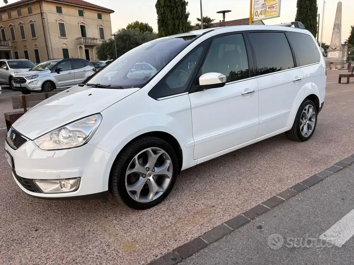 Usata Ford Galaxy 140 CV (102 kW) 2010 Bianco Monovolume
