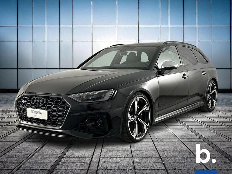 Nero Usata 2023 Audi RS4 Station wagon | 68.900 € (Buon prezzo) - Immagine 1/4