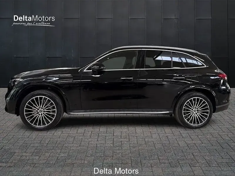 Nuova Mercedes GLC300e AMG Line Premium 197 CV (144 kW) 2026 Nero SUV