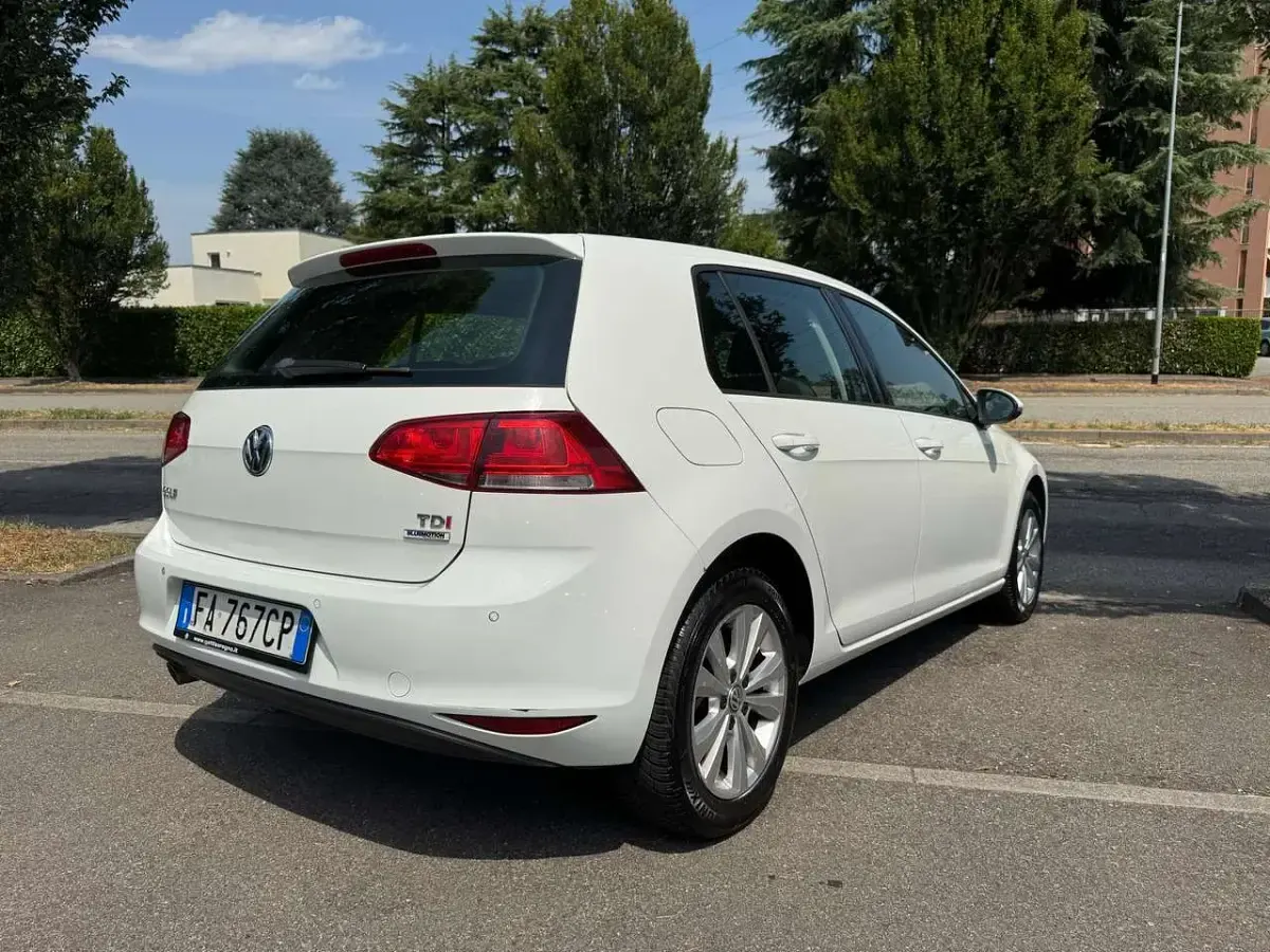 Usata VW Golf VII Edition 110 CV (80 kW) 2015 Bianco Berlina