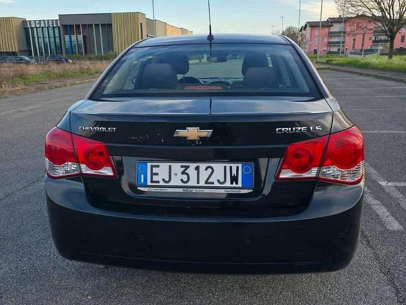 Usata Chevrolet Cruze LS 124 CV (91 kW) 2011 Nero Berlina