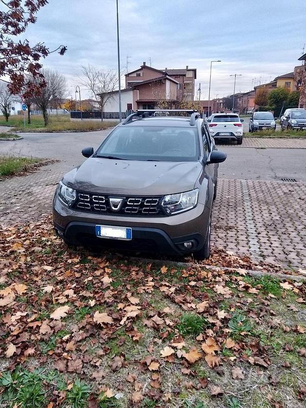 Usata Dacia Duster 114 CV (83 kW) 2019 Marrone Berlina