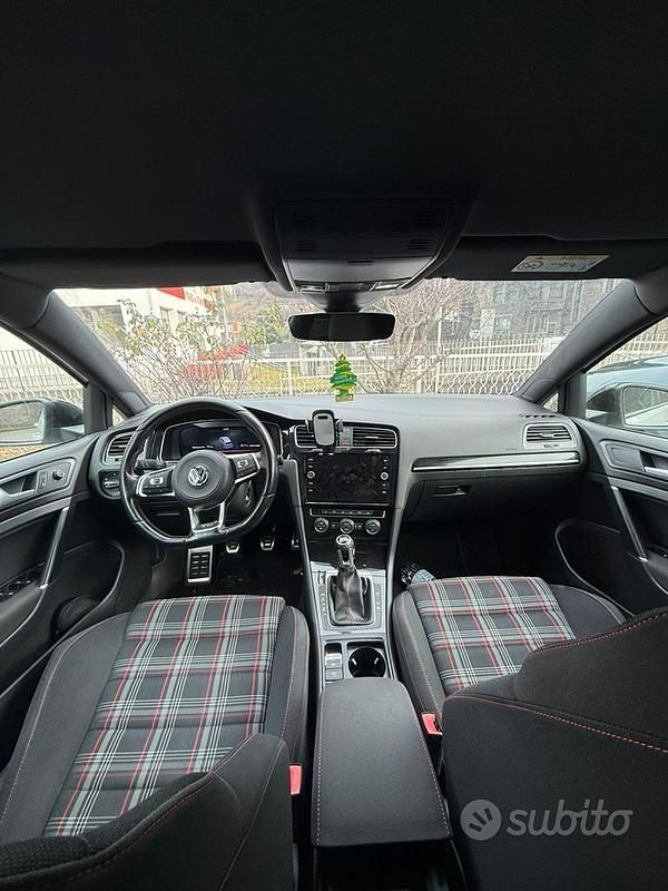 Usata VW Golf VII GTI 245 CV (180 kW) 2018 Berlina