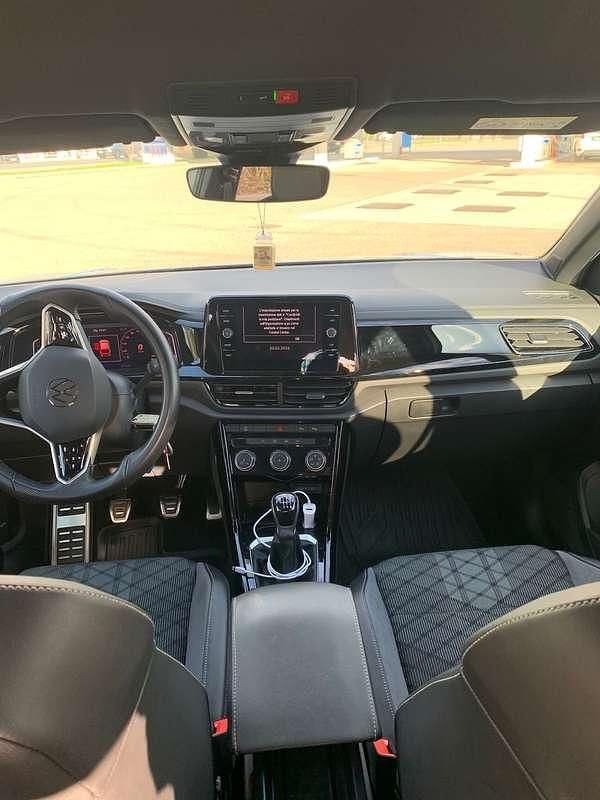 Usata VW T-Roc R-line 150 CV (110 kW) 2023 SUV