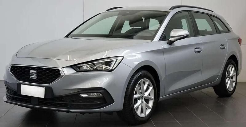 Usata Seat Leon Style 150 CV (110 kW) 2021 Argento Station wagon