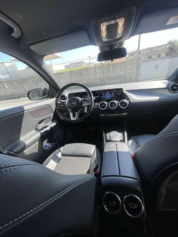 Usata Mercedes GLA200 150 CV (110 kW) 2022 SUV