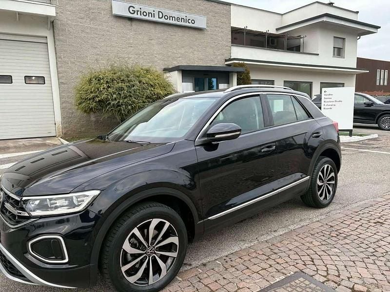 Usata VW T-Roc Style 150 CV (110 kW) 2022 Nero perla met. SUV
