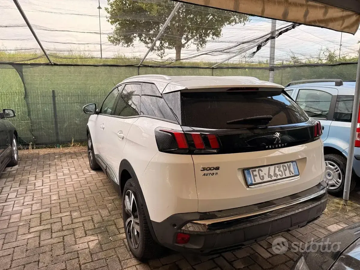 Usata Peugeot 3008 120 CV (88 kW) 2017 Bianco SUV
