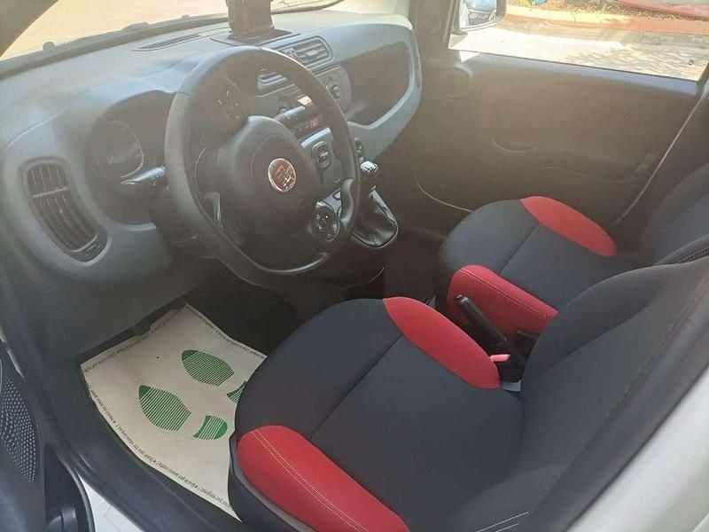 Usata Fiat Panda Pop 84 CV (61 kW) 2020 Bianco pastello Furgone